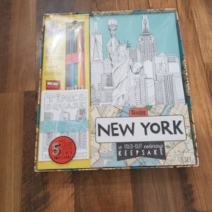 New York Fold-out Coloring Keepsake